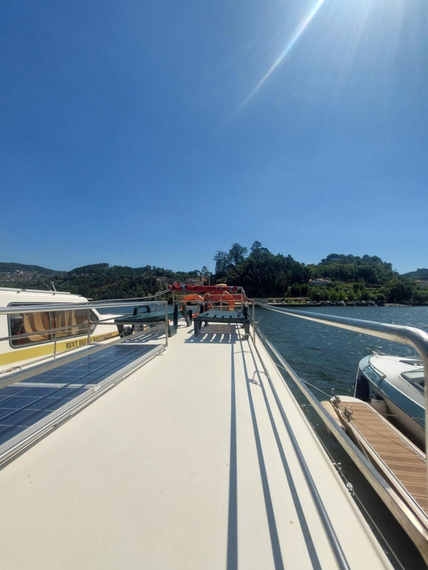 Hotel Douro Houseboats Marco de Canavezes Esterno foto