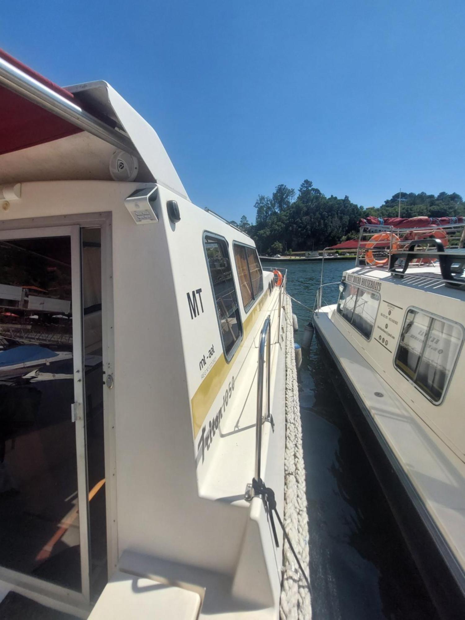 Hotel Douro Houseboats Marco de Canavezes Esterno foto